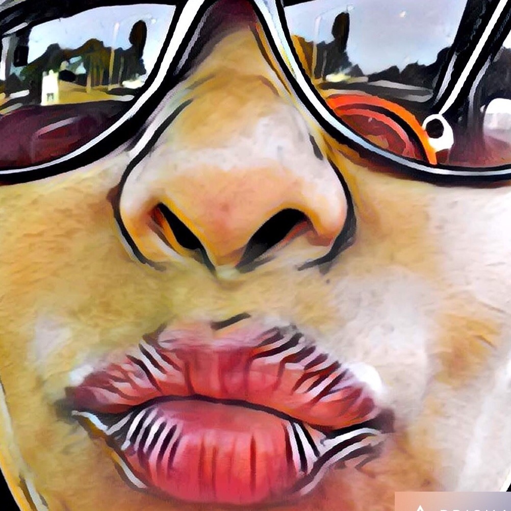 pinayprincessbeauty:  Happy Mouth Monday with some Prisma fun.💋💋💋