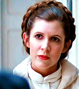 goodqueenshuri:Princess Leia & Princess Shuri || Hair Parallels 