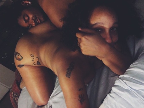 juststonie:  it’s passed bedtime.