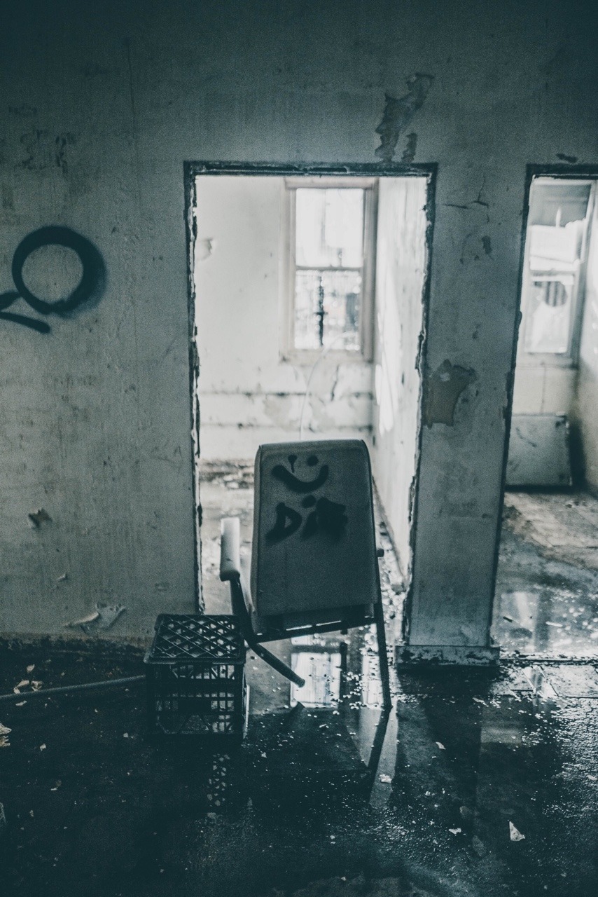sum-minds:  Abandoned hospital set