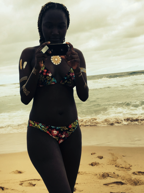 beauafrique: I remember being teased relentlessly throughout my childhood and my teenage life where 