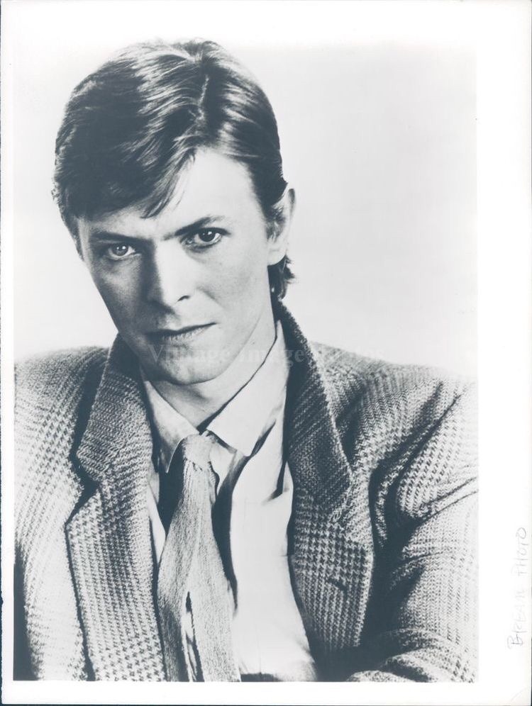 vezzipuss.tumblr.com — David Bowie, Circa 80