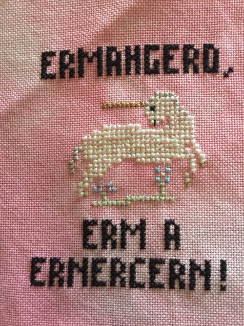 changlingsea: I made a thing. It’s hard to tell but the unicorn is super sparkly. For being a 