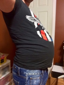 bigwolfcakebelly:  Favorite shirt’s still