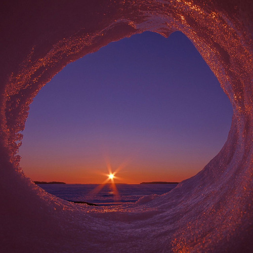 Sunrise in icy cave 120306 F195 by PeteHuu on Flickr.