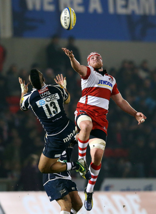 superbears:  giantsorcowboys: James Gaskell Proves He Is A Lineout King, While Ben Morgan and Johnny Leota   CUTE RUGGER 