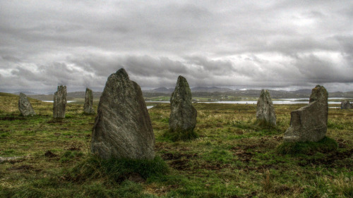 luna-intheforest: wanderthewood: Callanish stone circle, Isle of Lewis, Scotland by OutdoorMonk