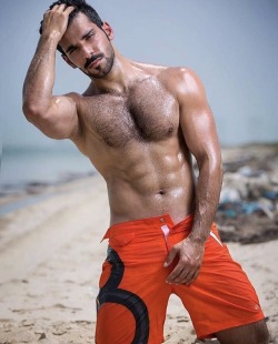 Arab Men Pits