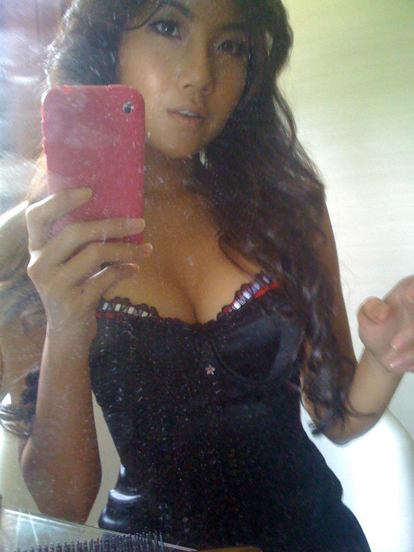 thankjobs4iphone:  iNotNude collection