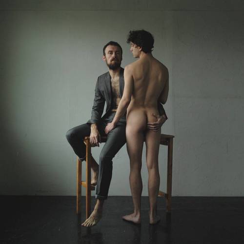 ohthentic:  affricanezz:  The Cinematic Orchestra — Channel 1 (at Portland, Oregon)  Oh 