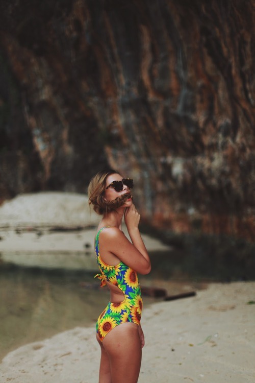 scrumptiousminds:  tropicubs:  -  More here