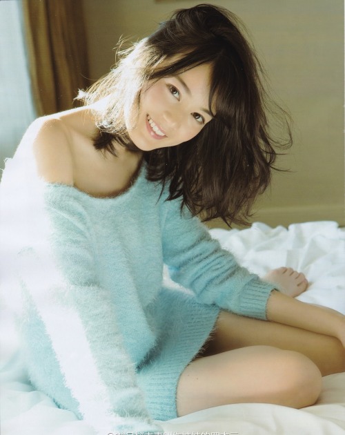 grvidl:Nao Kanzaki and a few friends: Nogizaka46: 2015 magazine scans #77