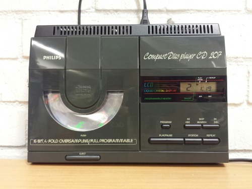 Philips CD207/00R Compact Disc Player, 1987