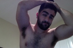 thelastgreatkings:  That fresh haircut and beard condition!  Mmm&hellip;yeah&hellip;what he said! 