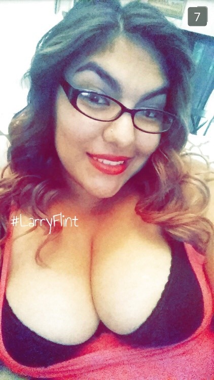 denispiano:  larryflint:  Se le puede dar…Rebloguealas ahora sin al menos agradecer…ahhh