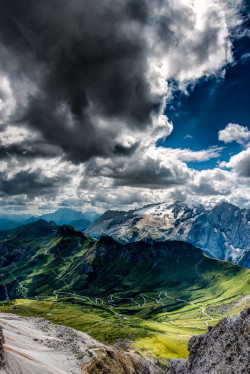 reagentx:  Sass Pordoi Landscape by AlexPhoto78 | http://500px.com/photo/45486352 