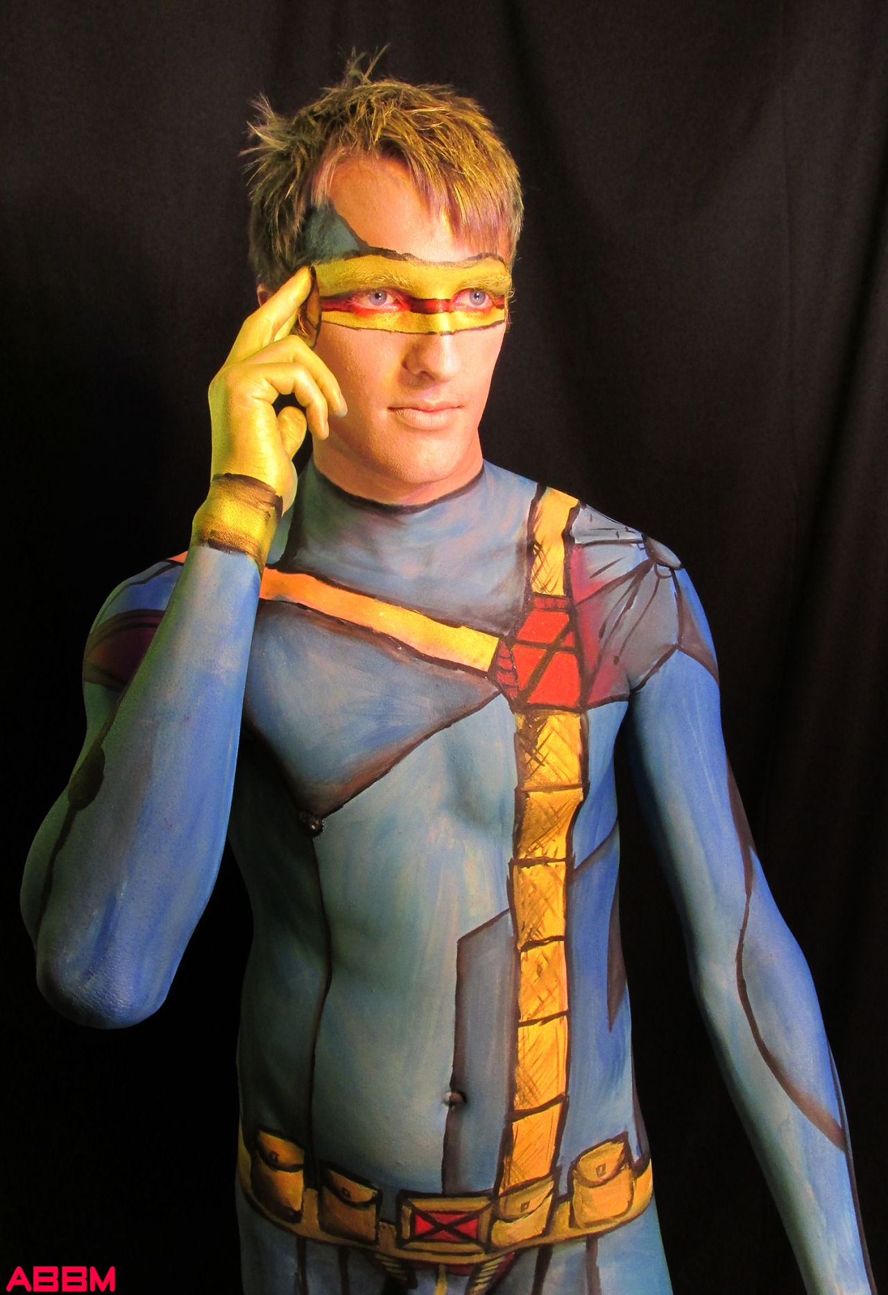 comicboys:  Cyclops Bodypaint cosplay 