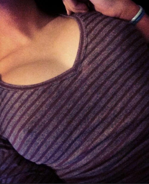 sexy-uredoinitright:  ganjagiraffe:  oops 😳  UNFFF….