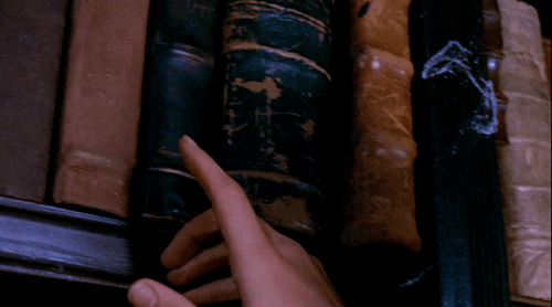 Bbc Merlin - 03x09 Love In The Time Of Dragons