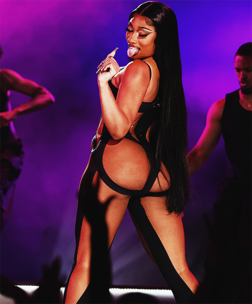 gettingscrazy:Megan Thee Stallion 2022 Billboard Music Awards