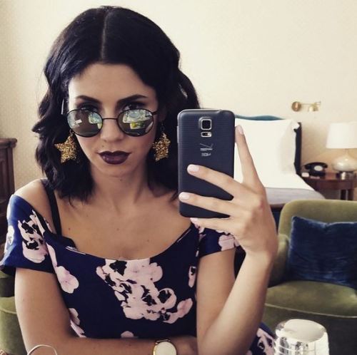 weheartdiamandis:marinagrams: Spot the froot.