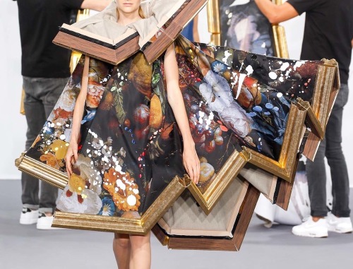 katedavid:Viktor & Rolf Couture Fall-Winter 2015