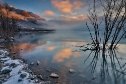 llbwwb:  (via Sunrise at Eklutna Lake Alaska