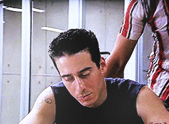 tumblr_inline_p7g7f7jKjB1qkq603_250.gif