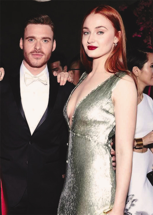 the impossible girl. — richard madden and sophie turner the met gala 2015