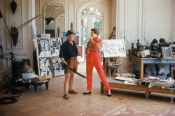 mademoiselleapai:Picasso with Bettina and Sword. Photographed for LIFE in 1955 in his new Cannes Villa, La Californie.  Picasso celebrates his Fashion debut by clowning around with a fedora and a sword. Top French Model, Bettina Graziani wears an outfit