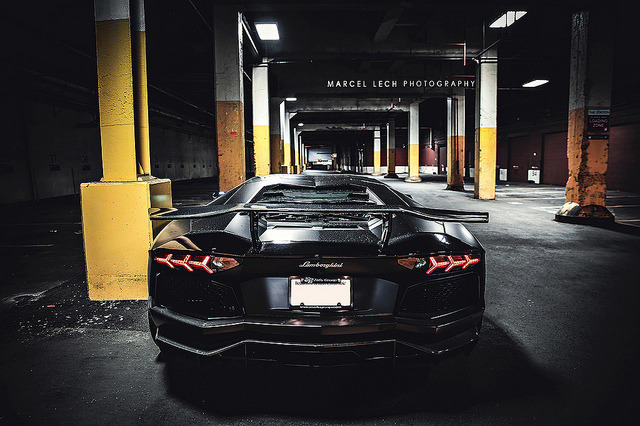 automotivated:  Lamborghini Snowventador 2.0 by Marcel Lech on Flickr. 