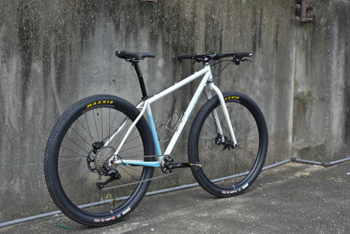 thalasin:  BreadWinner Cycles “JB Racer” by Circles Japan on Flickr.