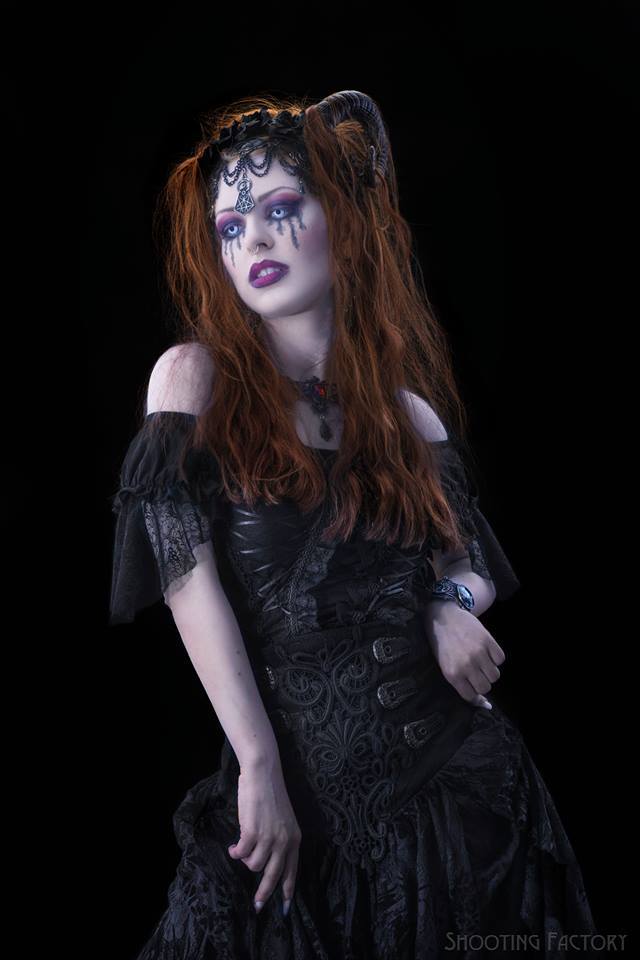 gothicandamazing:  Model: Jessie D. Luna Photo: Shooting Factory Outfit: Punkrave