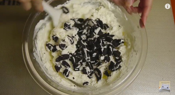 archiemcphee:  Oreo Cookies are delicious, but even the superior Double Stuf Oreos