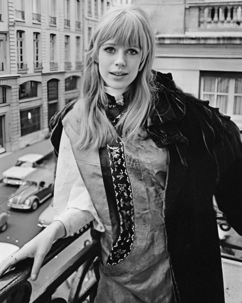 Marianne Faithfull During A Stay In Paris, September 13, 1967. Photo By Bernard Hermann.