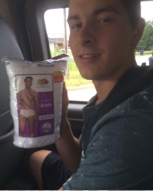 white-briefs-lover:  generaljesse:  College dude just finished his first trip ever shopping for unde