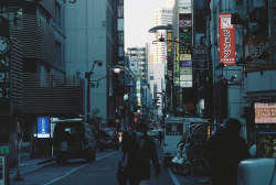 harukari:銀座かな？ by sabamiso on Flickr.