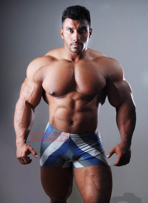 nicemusclemen:  Sangram Chougule