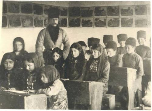 Circassian school in Düzce, 1913