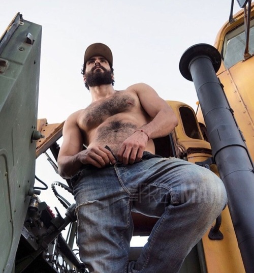 Construction And Working Gays porn pictures