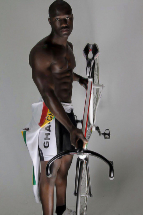 charlibal:Melanin at its FINEST…