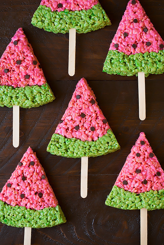 ilovedessert:   Watermelon Rice Krispie Treats