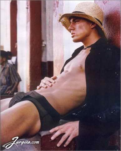 hot4dic2:  male-celebs-naked:  Channing TatumSee more here  Hot4dic2.tumblr.com ——