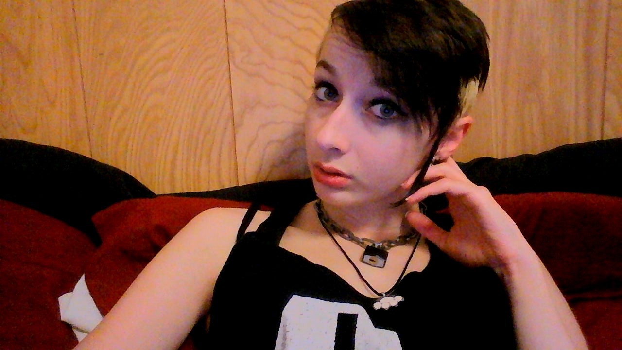 I need a haircut. Badly.