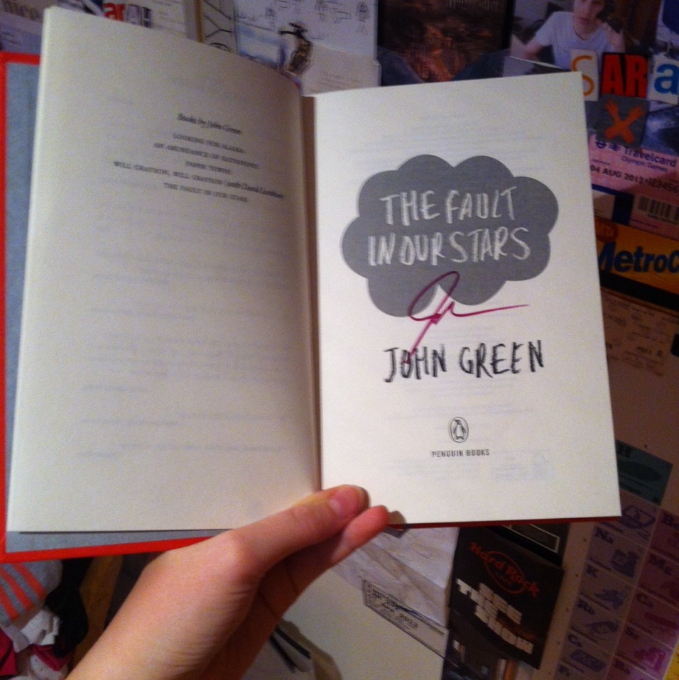 thedoctorwatchesthestars:  johngreensmoustache:  TODAY I FOUND A SIGNED TFIOS BOOK