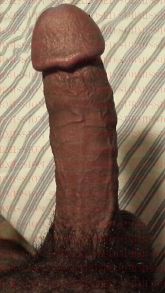 str8exposed:  Submission… http://www.str8exposed.tumblr.com