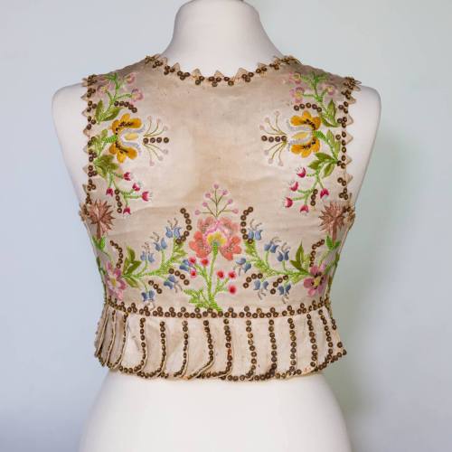 Gorset ślubny z Podkarpacia, koniec XIX wieku/początek XX wiekuWedding corset from Podkarpacie (Pola