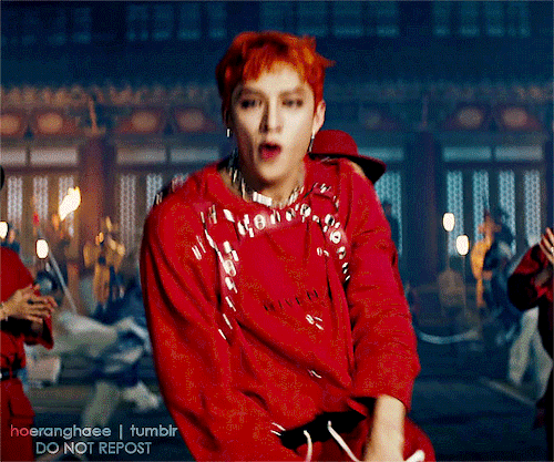 Chris In Every Skz Mv ✧ Thunderous [ 1/? ]