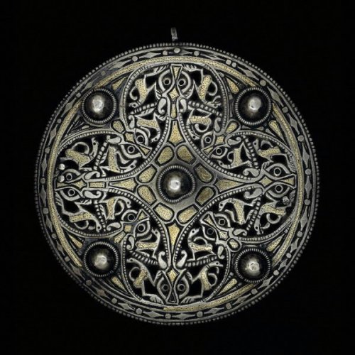 artofthedarkages: “The Strickland Brooch” A circular brooch with deep cutting, decorated