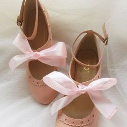 syndromestore:  Sweet Big Bow Shoes  